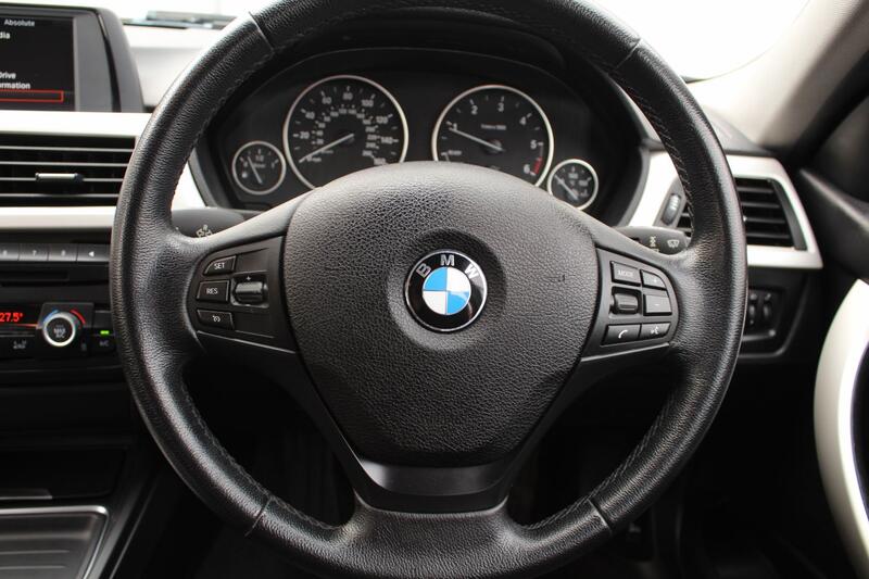 BMW 3 SERIES 320D EFFICIENT DYNAMICS TOURING 2013