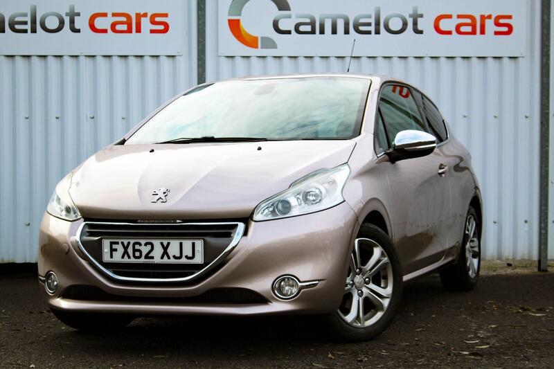 PEUGEOT 208 1.2 ALLURE 2012