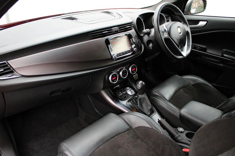 ALFA ROMEO GIULIETTA 2.0 JTDM 2 QV LINE TCT 2015