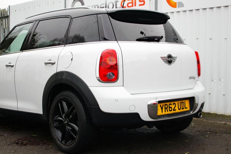 MINI COUNTRYMAN 1.6 Cooper D Countryman 2012