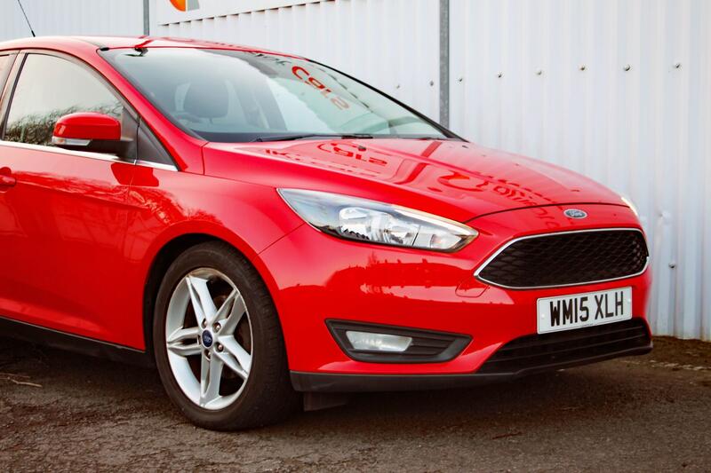 FORD FOCUS 1.0 T EcoBoost Zetec  2015