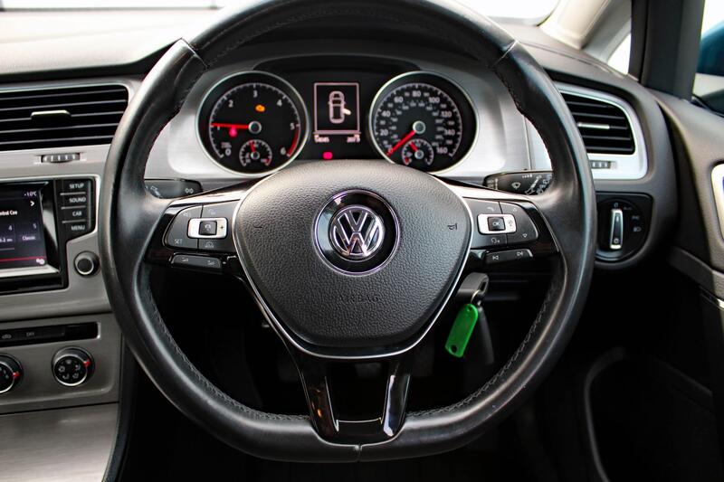 VOLKSWAGEN GOLF 1.6 TDI BlueMotion Tech Match  2015