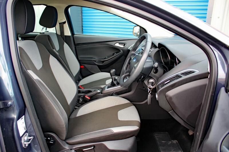 FORD FOCUS 1.6 Zetec  2012