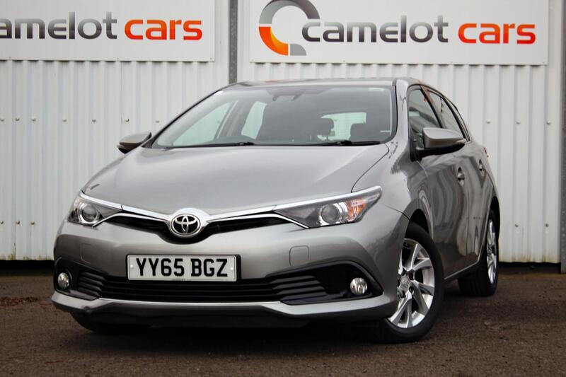 TOYOTA AURIS 1.6 D-4D Business Edition  2015