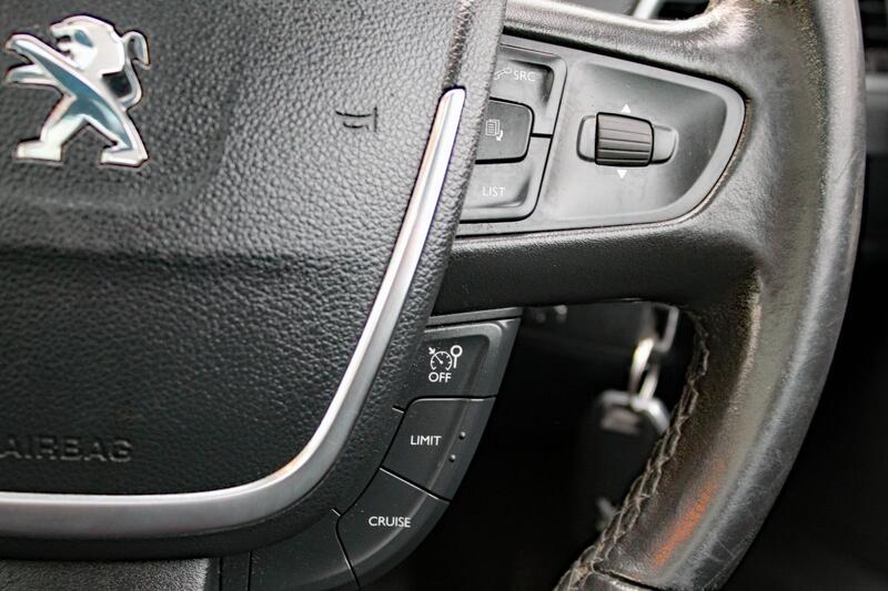PEUGEOT 508 2.0 HDi Active  2012
