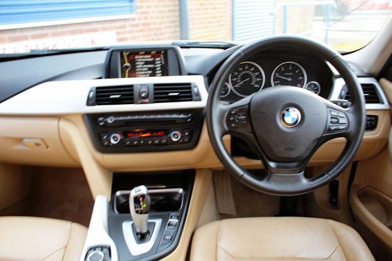 BMW 3 SERIES 2.0 318d SE Saloon 2014