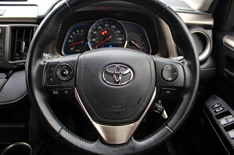 TOYOTA RAV4 2.2 D-4D Icon  2013