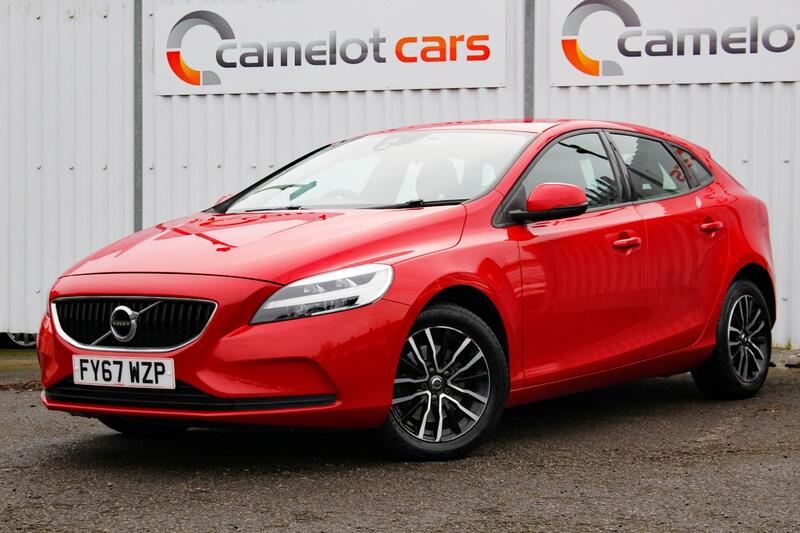 VOLVO V40 2.0 Momentum T2 2017