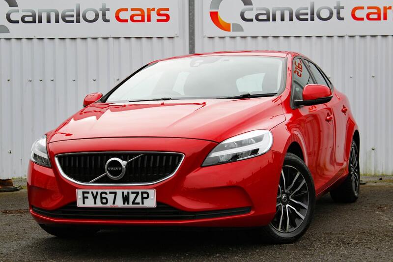 VOLVO V40 2.0 Momentum T2 2017