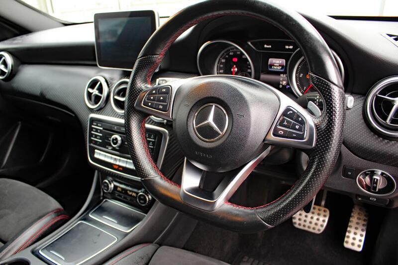 MERCEDES-BENZ A CLASS 2.1 A200d AMG Line 2015