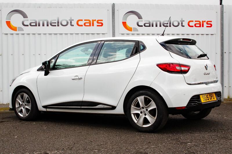 RENAULT CLIO 1.5 Dynamique MediaNav dCi 90 Stop & Start 2015