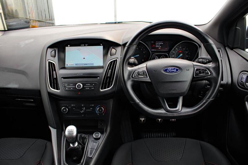 FORD FOCUS 1.0 T EcoBoost ST-Line 2018