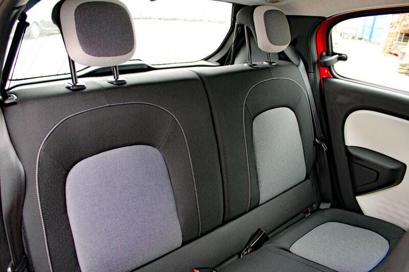 RENAULT TWINGO 1.0 Play SCe 70 2016