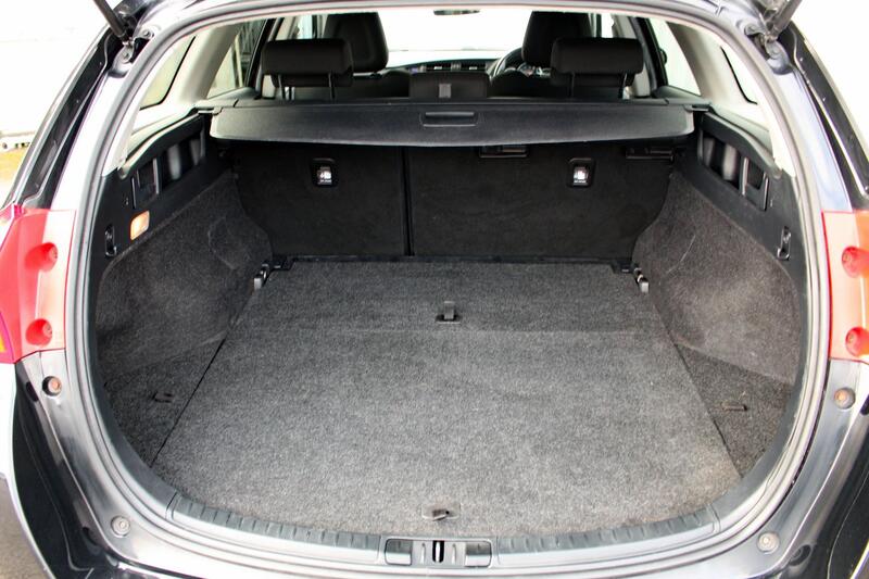 TOYOTA AURIS 1.6 V-Matic Icon+ 2015