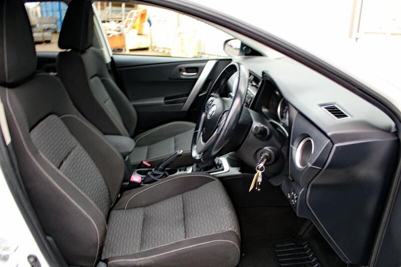 TOYOTA AURIS 1.4 D-4D Icon Plus 2014