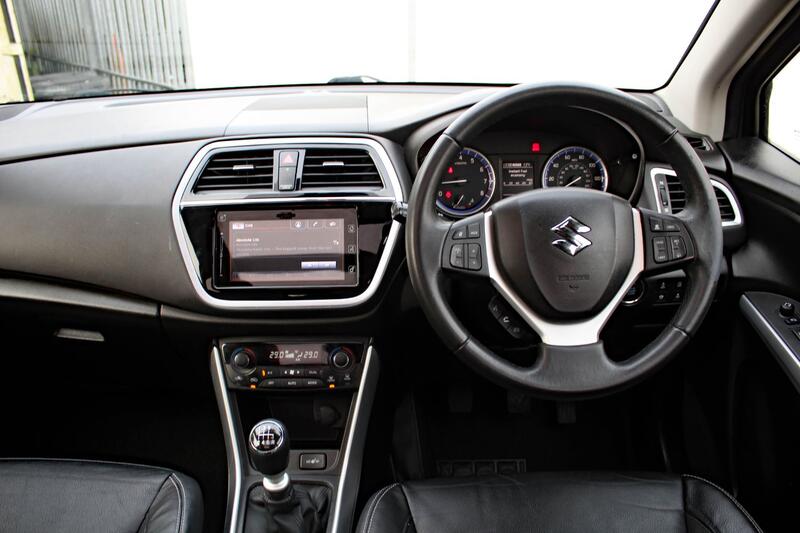 SUZUKI SX4 S-CROSS 1.4 Boosterjet SZ5 2017