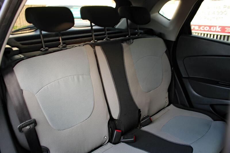RENAULT CAPTUR 1.5 Dynamique S MediaNav dCi 90 Stop & Start 2015