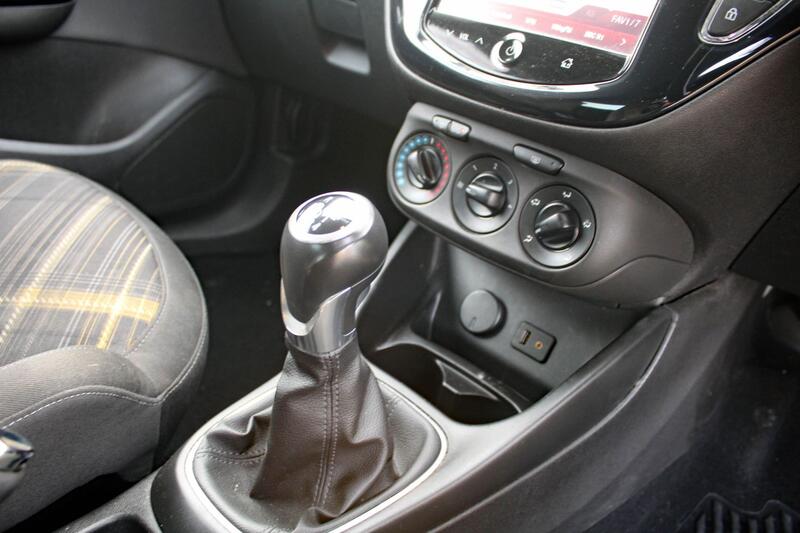 VAUXHALL CORSA 1.2 i Limited Edition 2015