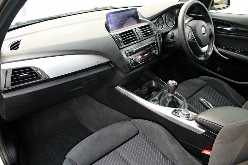 BMW 1 SERIES 2.0 120d M Sport 5 door 2012