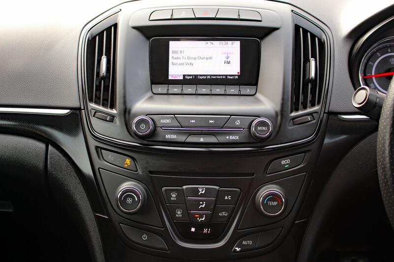 VAUXHALL INSIGNIA 1.6 CDTi ecoFLEX SRi 2015