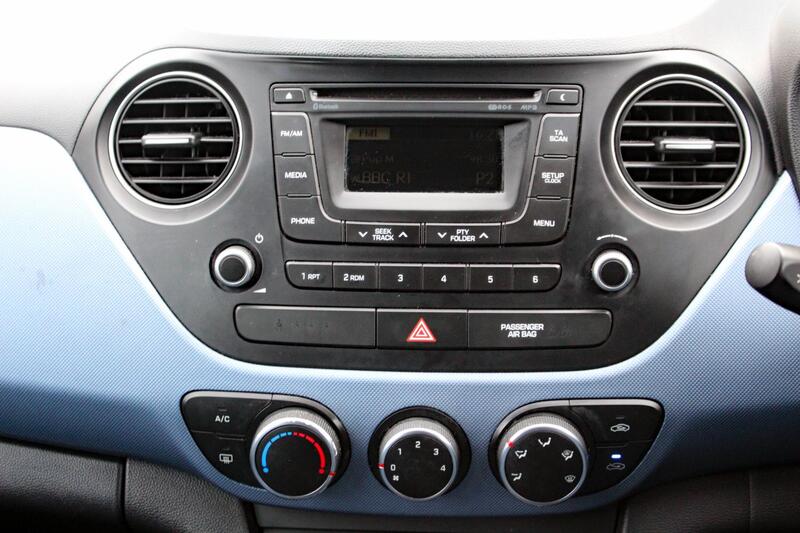 HYUNDAI I10 1.2 Premium 2015