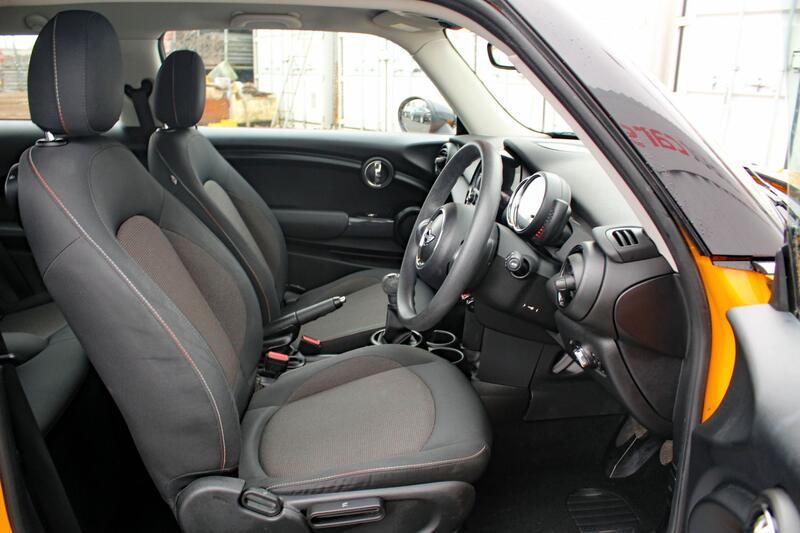 MINI HATCH 1.5 Cooper 3-Door Hatch 2014