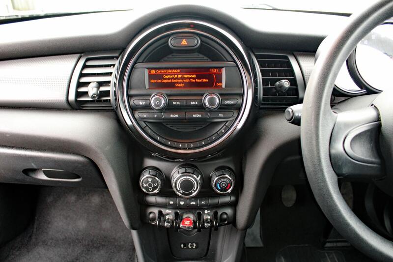 MINI HATCH 1.5 Cooper 3-Door Hatch 2014