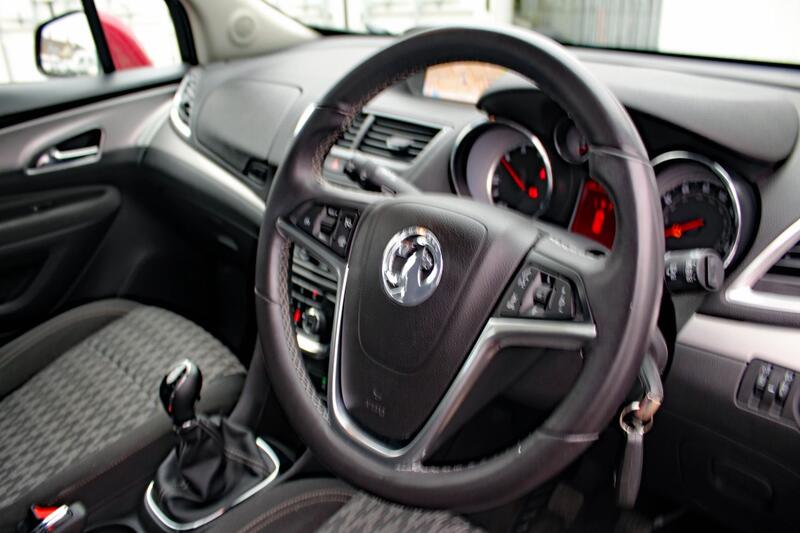 VAUXHALL MOKKA 1.6 CDTi ecoFLEX Tech Line 2015