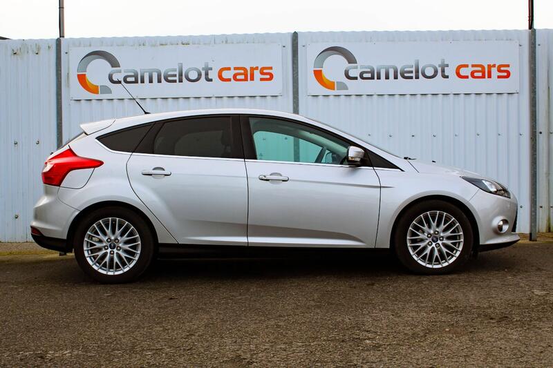 FORD FOCUS 1.0 T EcoBoost Zetec 2014