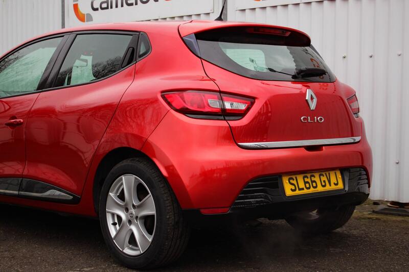 RENAULT CLIO 1.2 Dynamique Nav 1.2 16V 75 2016