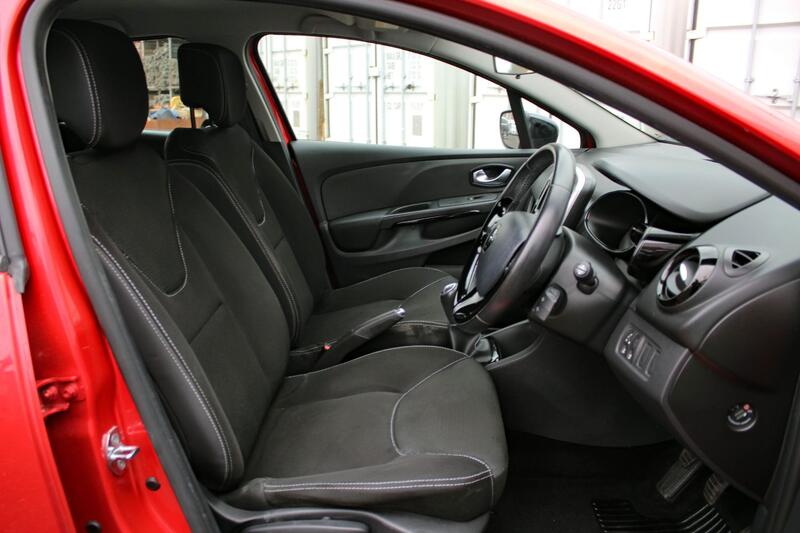RENAULT CLIO 1.2 Dynamique Nav 1.2 16V 75 2016