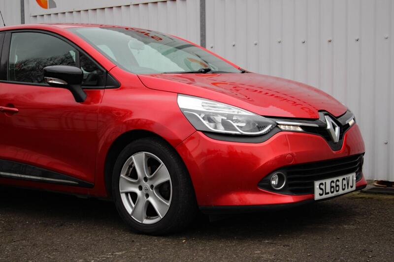 RENAULT CLIO 1.2 Dynamique Nav 1.2 16V 75 2016
