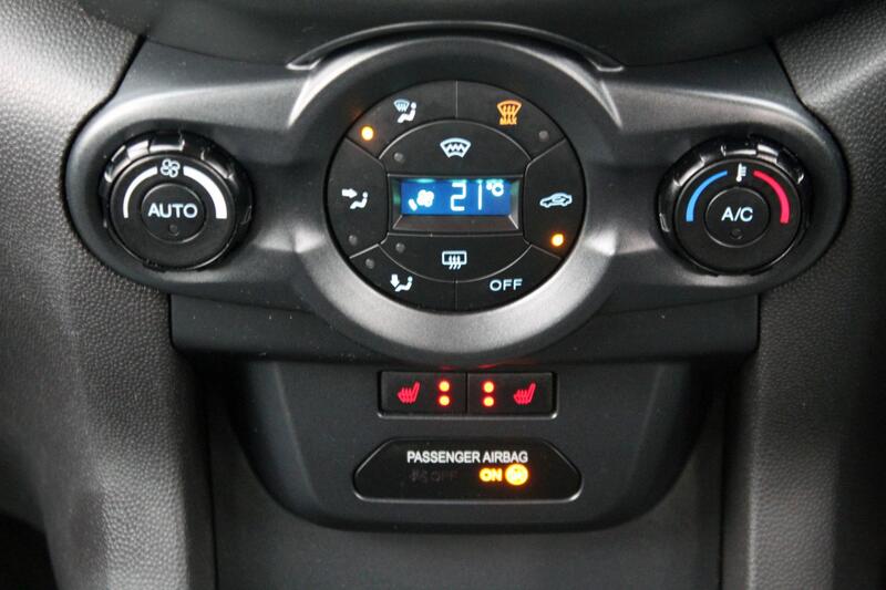 FORD ECOSPORT 1.0 T EcoBoost Zetec 2016
