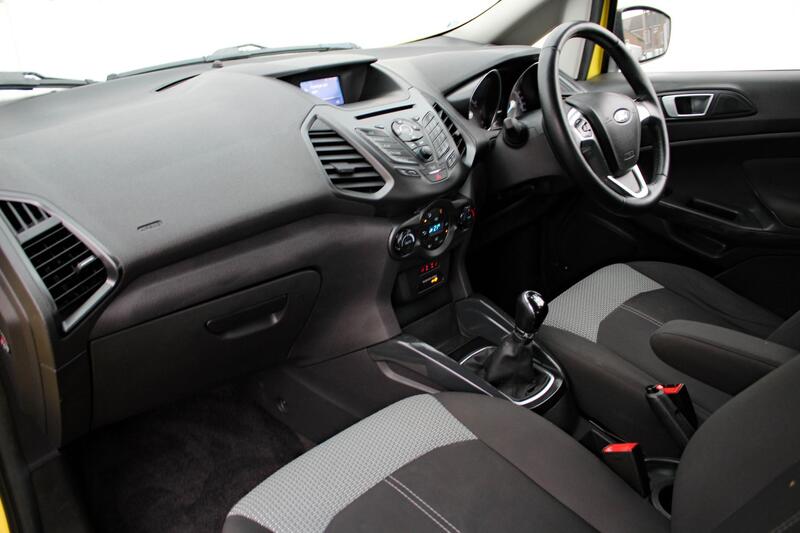 FORD ECOSPORT 1.0 T EcoBoost Zetec 2016