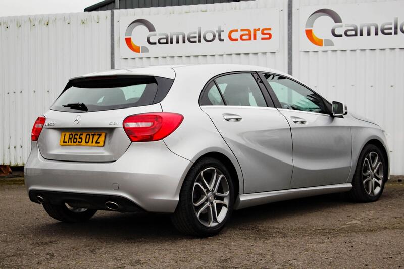 MERCEDES-BENZ A CLASS 2.1 A200d Sport 2015