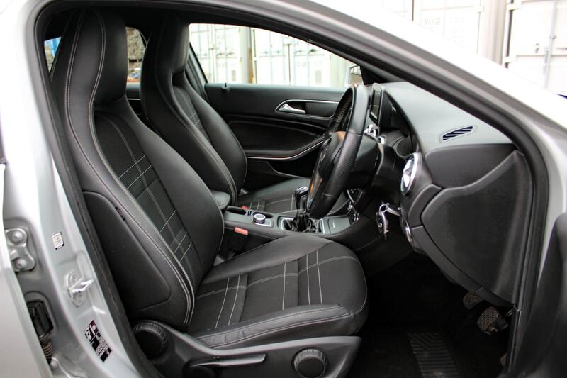 MERCEDES-BENZ A CLASS 2.1 A200d Sport 2015