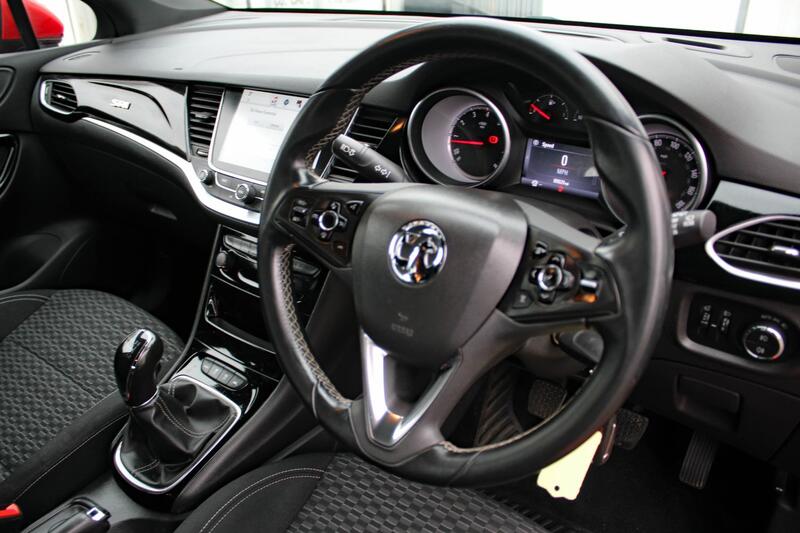 VAUXHALL ASTRA 1.6 i Turbo SRi Nav 2016