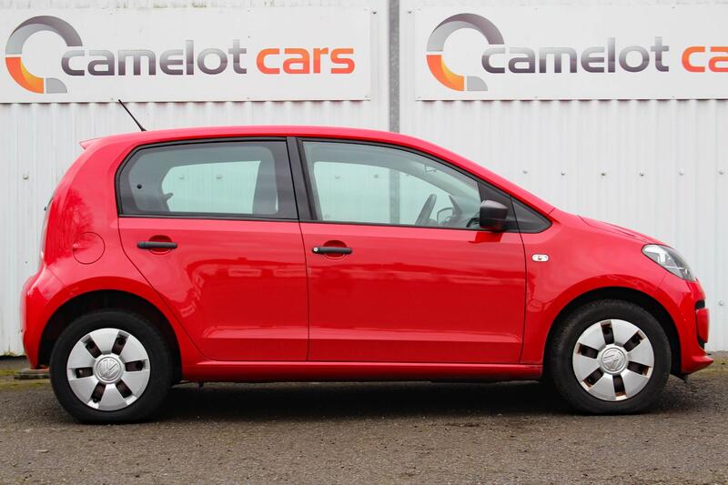 VOLKSWAGEN UP 1.0 Take up! 2014
