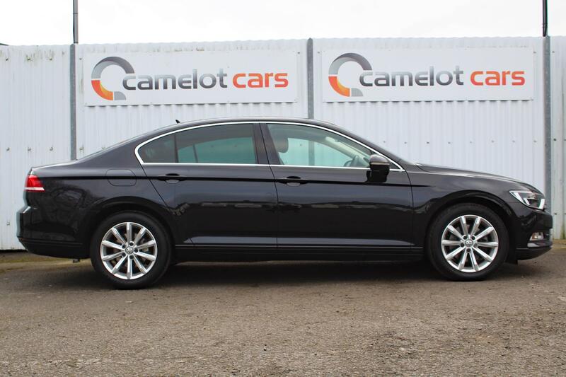 VOLKSWAGEN PASSAT 1.6 TDI BlueMotion Tech SE Business 2016