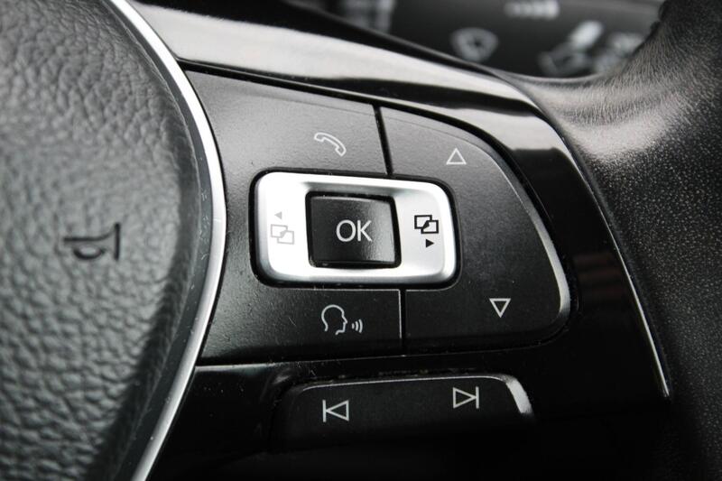 VOLKSWAGEN PASSAT 1.6 TDI BlueMotion Tech SE Business 2016