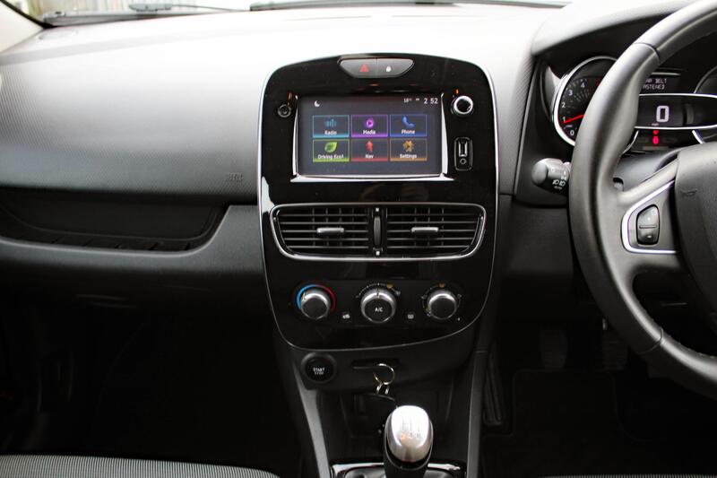 RENAULT CLIO 1.5 Dynamique Nav dCi 90 2017