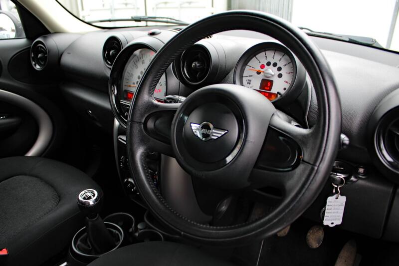 MINI COUNTRYMAN 1.6 One Countryman 2013