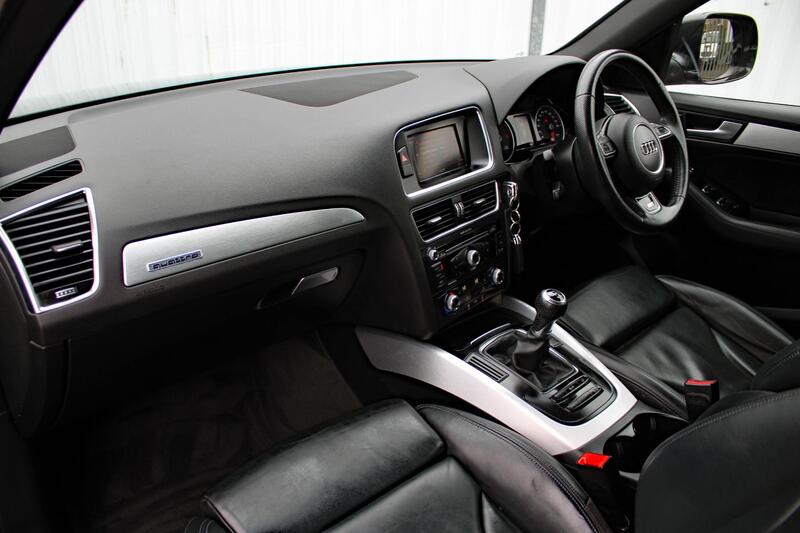 AUDI Q5 2.0 TDI S line 2014