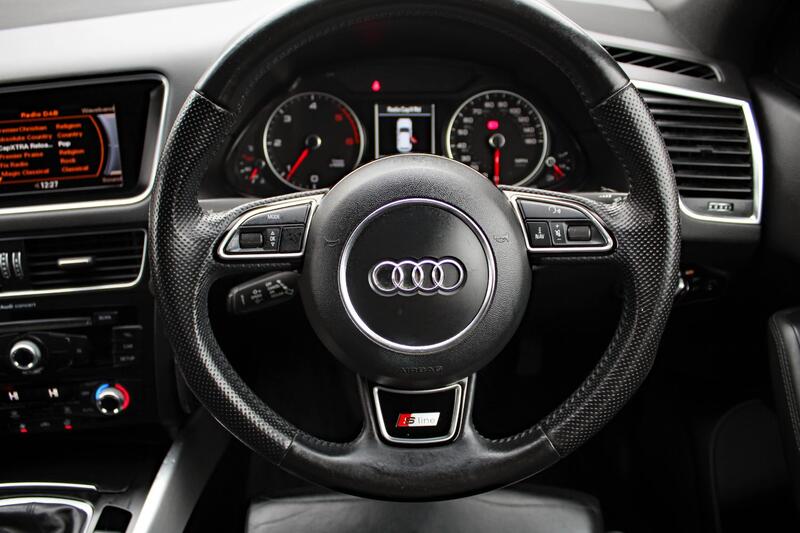 AUDI Q5 2.0 TDI S line 2014