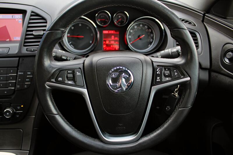VAUXHALL INSIGNIA 2.0 CDTi Exclusiv 2012
