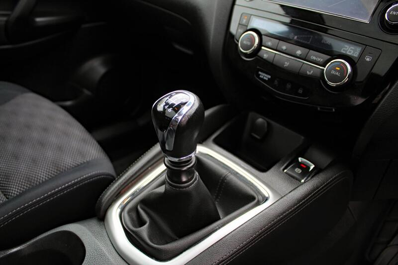 NISSAN QASHQAI 1.5 dCi Acenta Premium 2014