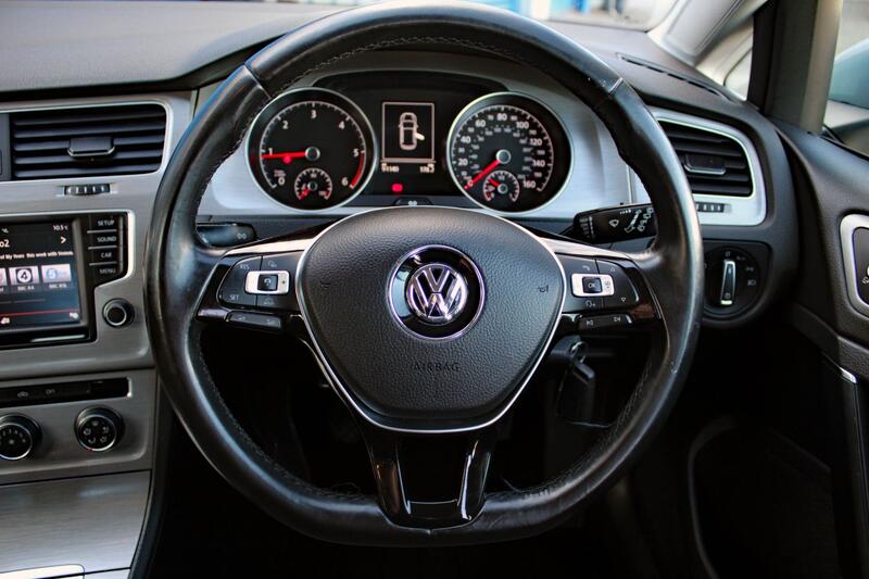 VOLKSWAGEN GOLF 1.6 TDI BlueMotion Tech Match 2015