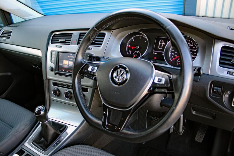 VOLKSWAGEN GOLF 1.6 TDI BlueMotion Tech Match 2015