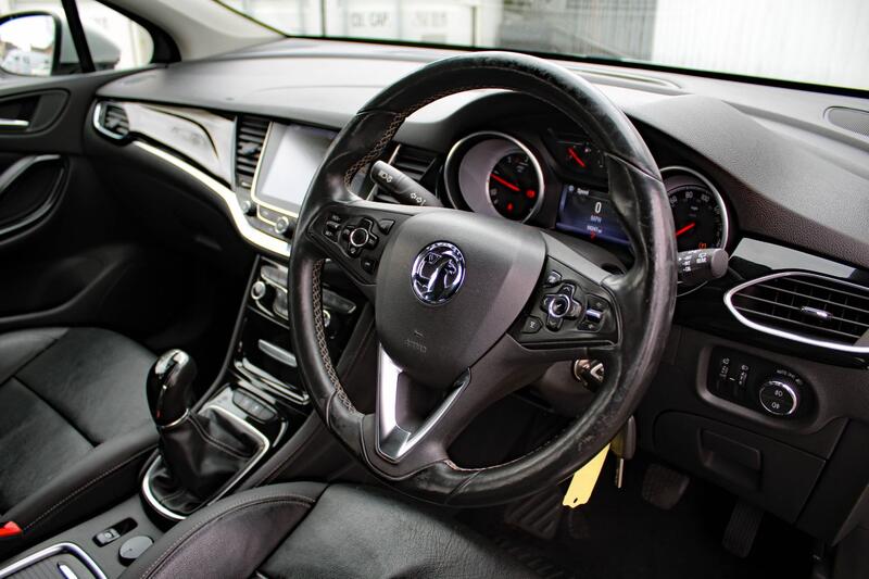 VAUXHALL ASTRA 1.6 CDTi BlueInjection Elite Nav 2017