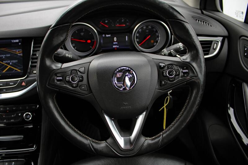 VAUXHALL ASTRA 1.6 CDTi BlueInjection Elite Nav 2017